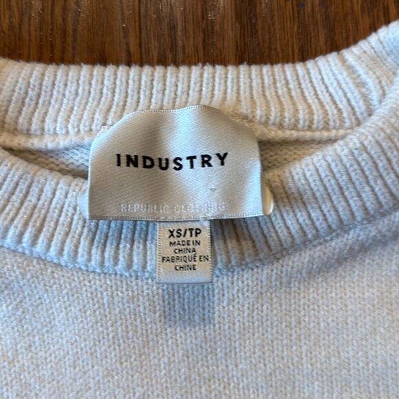 Industry white cuffed ribbed crewneck sweater size xsmall - Picture 5 of 7